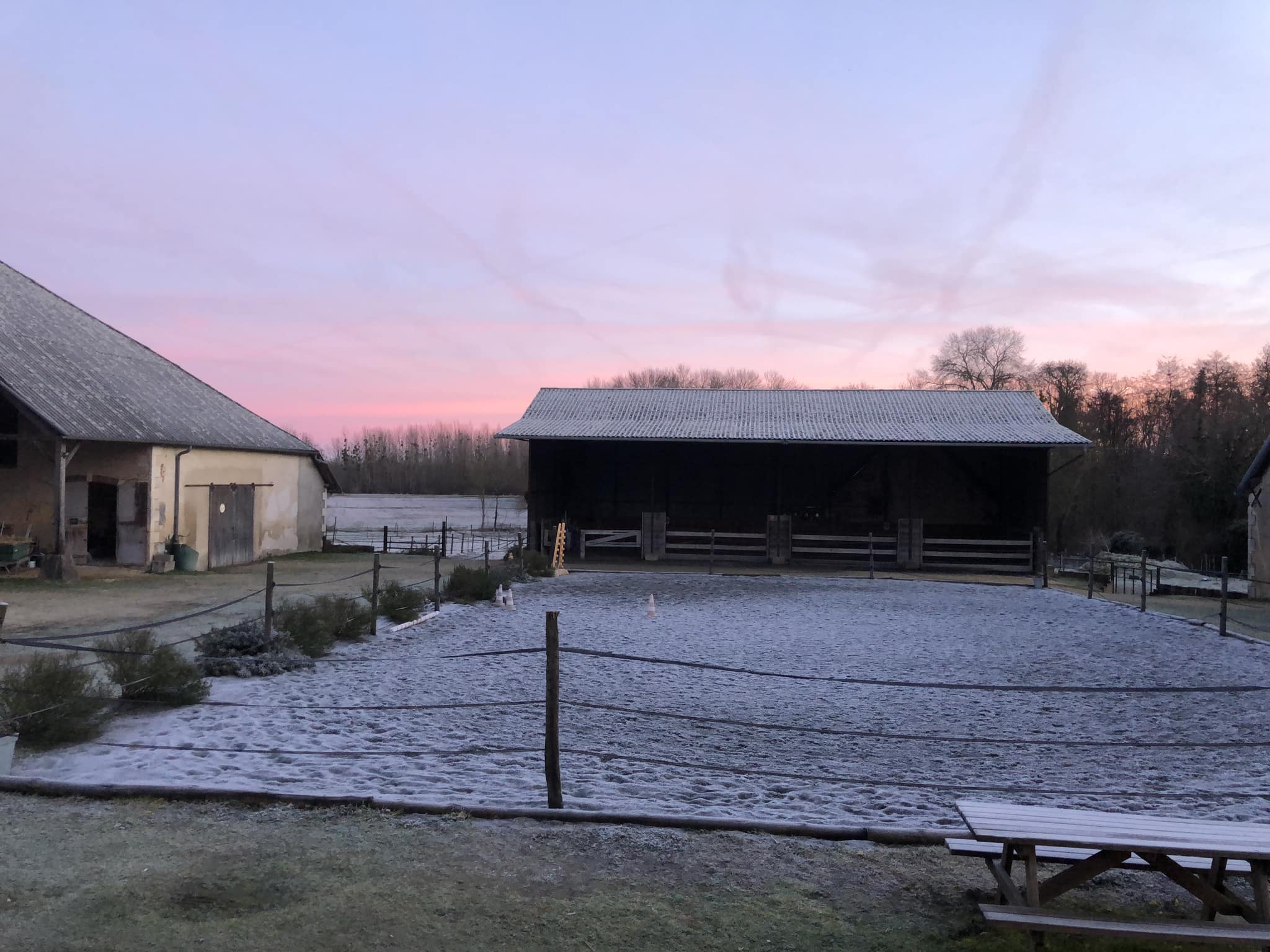 givre Gîte équestre et hébergement de groupe à Osmoy